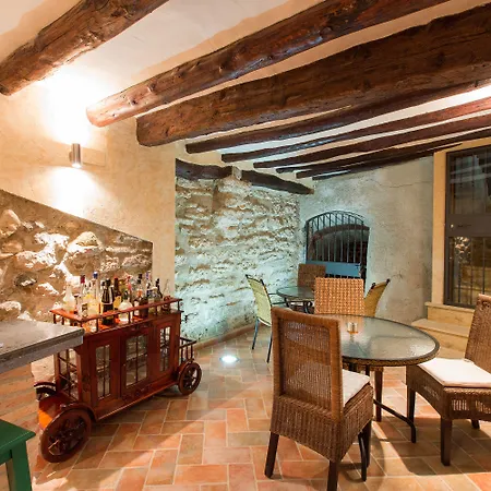 Hotel Rural El Pilaret 3*