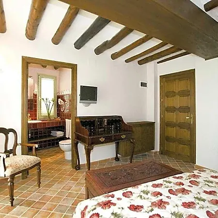 Rural El Pilaret Hotel