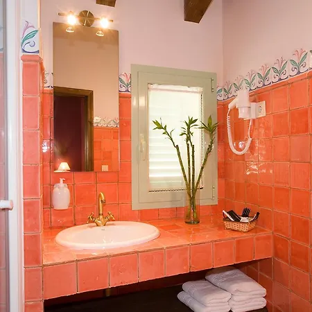 Hotel Rural El Pilaret 3*